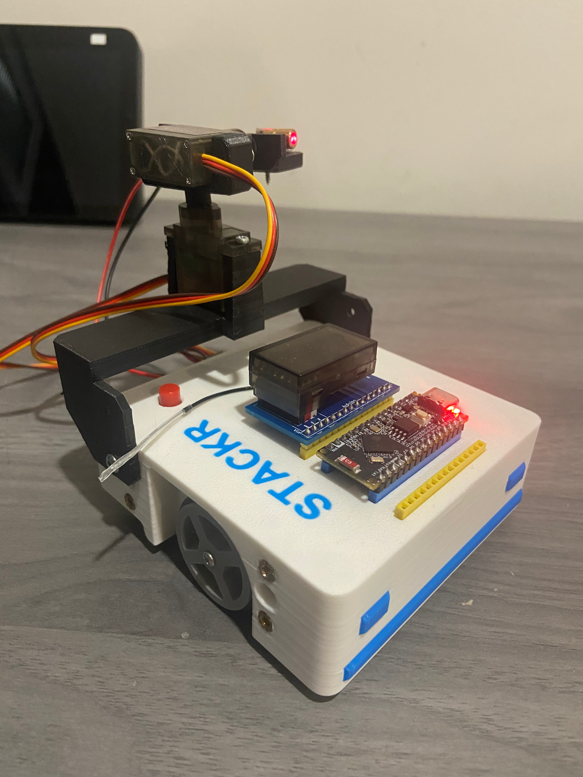 Laser pointer on Stackr